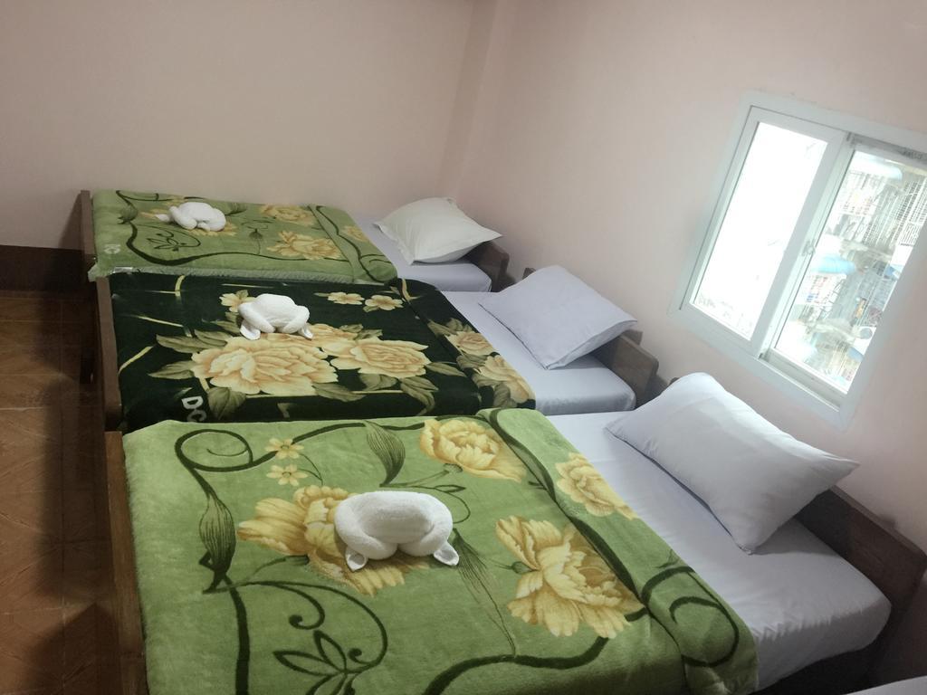 Everest Hotel 仰光 外观 照片