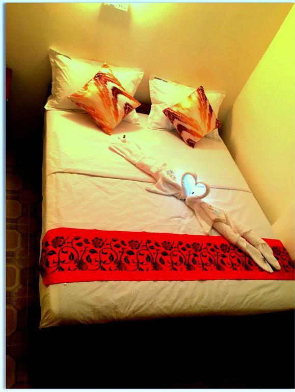 Everest Hotel 仰光 外观 照片
