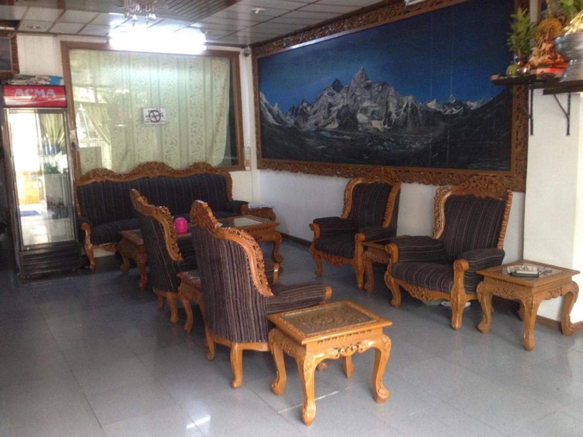 Everest Hotel 仰光 外观 照片
